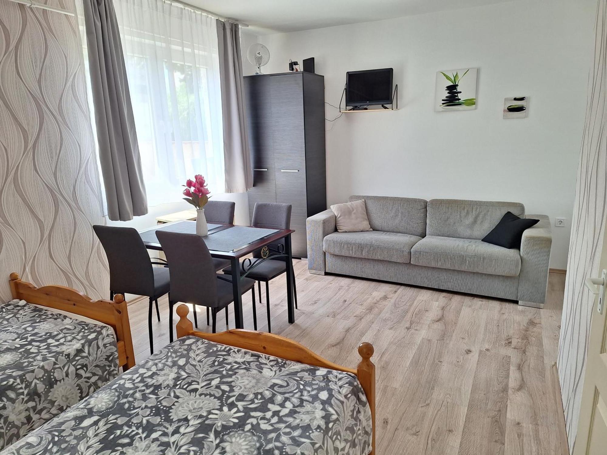 Nikolett Apartman Hajdúszoboszló Kültér fotó